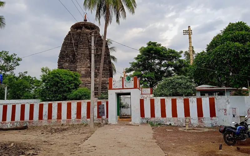 Kamalingeswara Temple, Gallavilli, Andhra Pradesh - 01